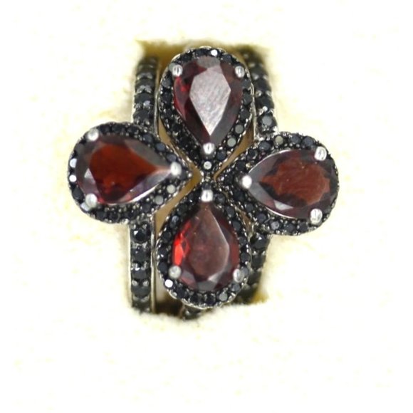 925 STERLING 3 stacking rings ruby red and black CZ's 7.4 grams Size 6 NOS - Picture 3 of 11